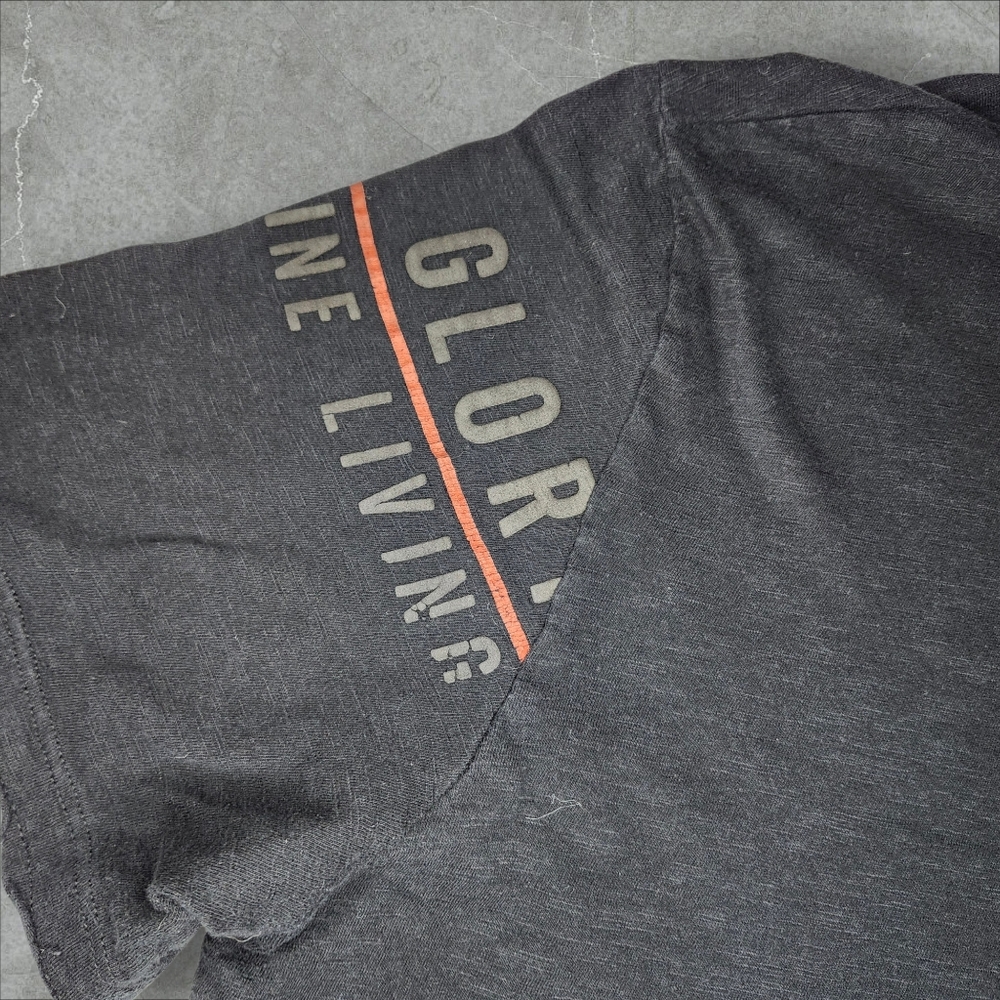 BUFFALO Black Graphic Tee With V-Neck - XLarge - Picture 6 of 6